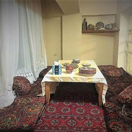 Spacious And Cozy Tashkent Exterior foto