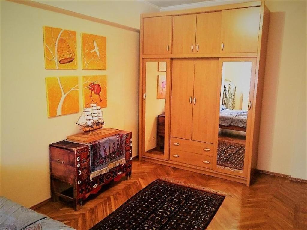 Spacious And Cozy Tashkent Exterior foto